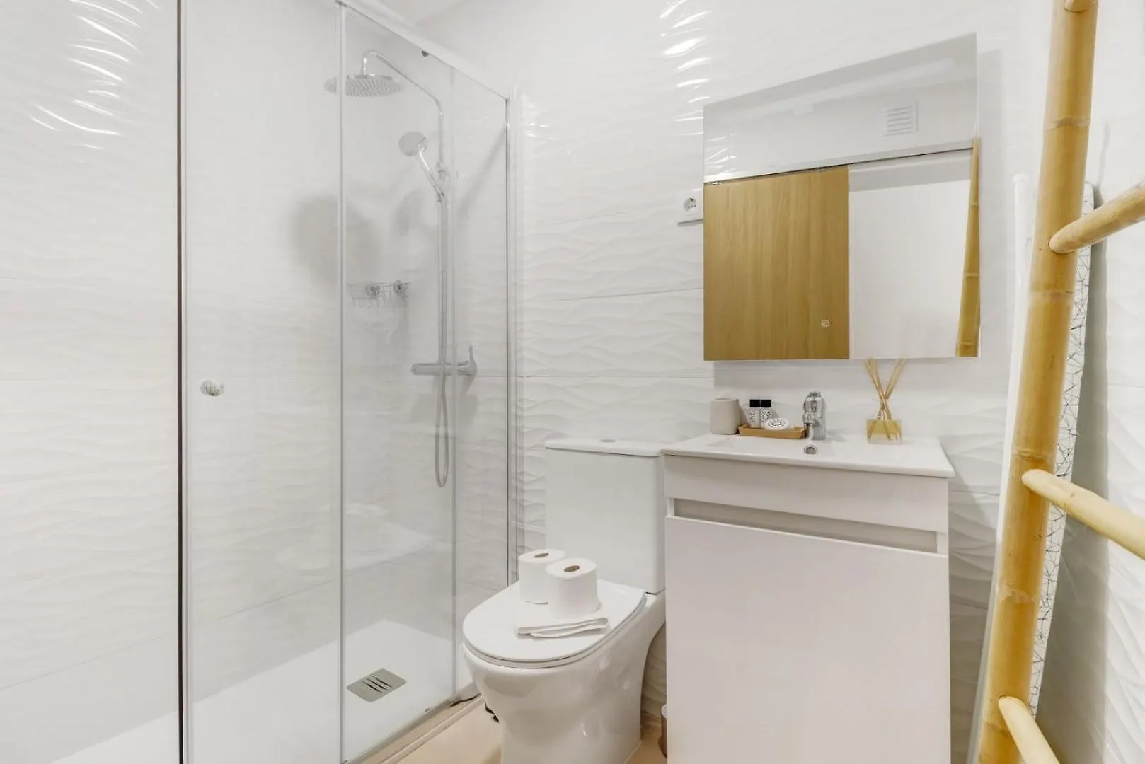 Appartement 2Br Renovated Heart Of Santos W/ Ac | By Airnest à Lisboa Portugal
